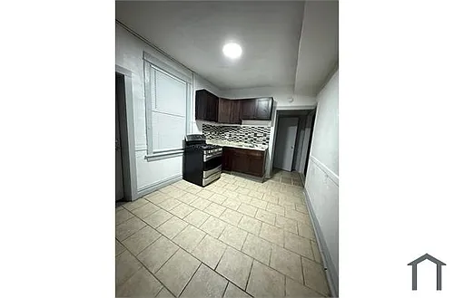 5423 W West End Ave Photo 1