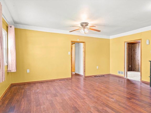 3rd image of 1011 E Main St