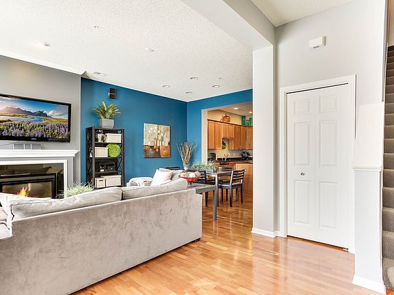 5th image of 3700 Wooddale Ave #9