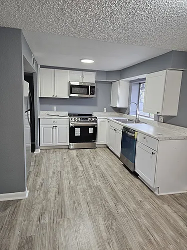 5 Douglas Ln #11 Photo 1