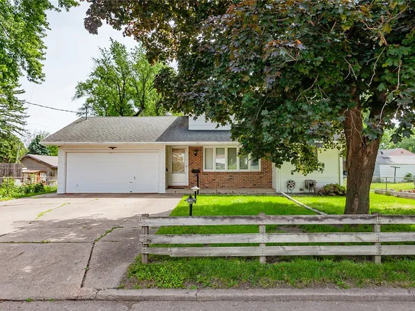 2917 Bowdoin St, Des Moines, IA 50313