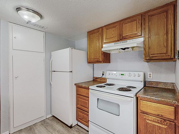 2nd image of 3501 Juan Tabo Blvd NE Unit C7