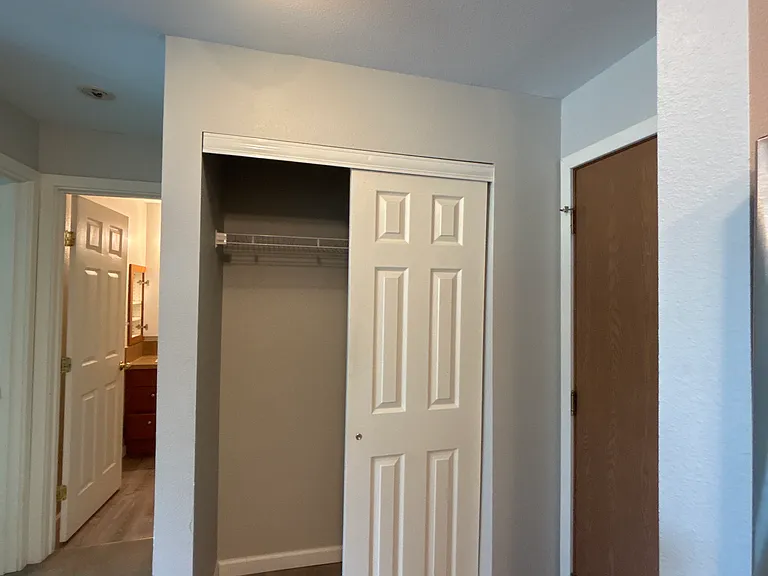 6410 8th Ave NE #203 — Photo 3
