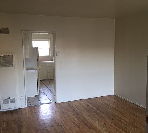 3rd image of 4114 Palmwood Dr APT 4