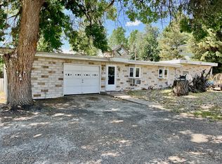 414 21st St NE, Black Eagle, MT 59414