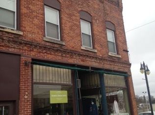 110 S Kingston St APT 3, Caledonia, MN 55921