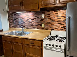 1522 Washington St #2, Cedar Falls, IA 50613