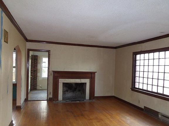 4th image of 7716 Brooklyn Ave