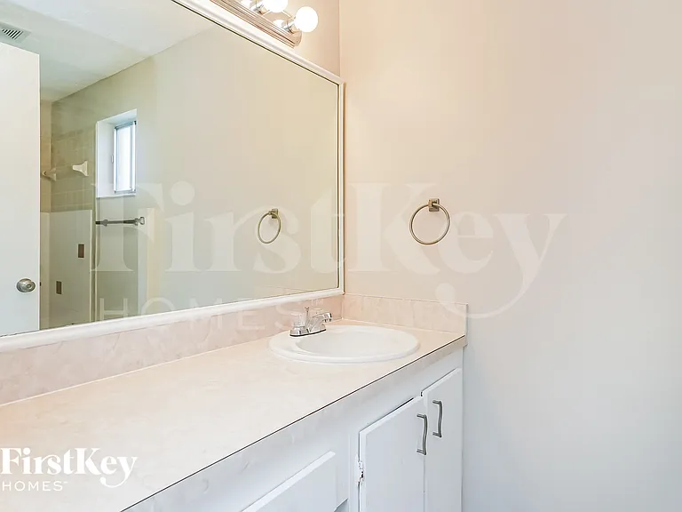 1428 SE 30th Ter — Photo 10