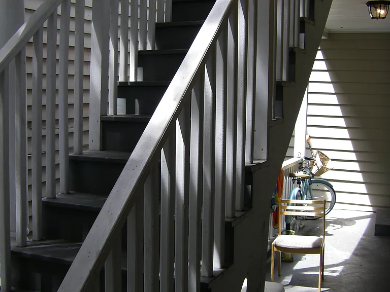 45 Elizabeth St #B — Photo 3