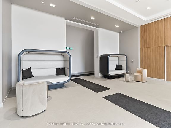 4th image of 2075 Lakeshore Rd #1304