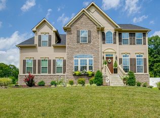 1025 Crutcher Station Dr, Hendersonville, TN 37075
