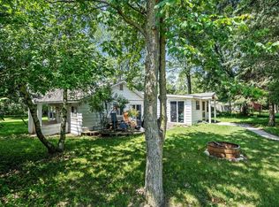 3770 Lakeview Dr, Fort Gratiot, MI 48059