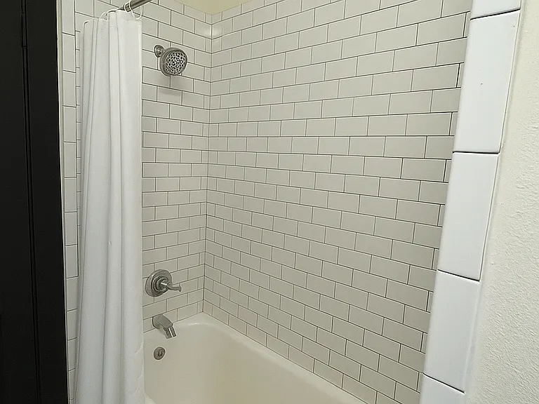 1320 Hazel St #4 — Photo 9