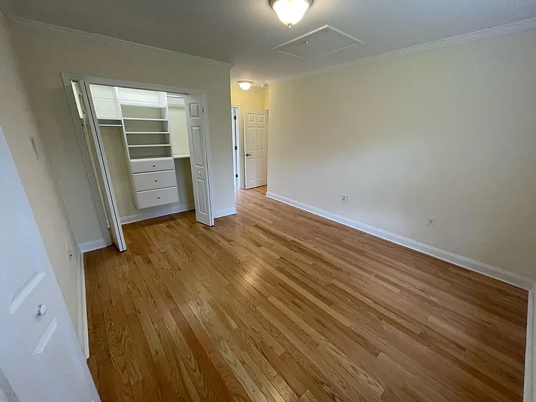 138 Sherman Rd — Photo 11