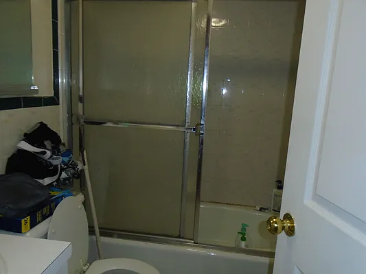 Rented by 18 REALTY | media 19