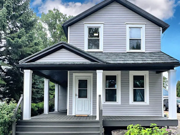 135 N Bennett St, Appleton, WI 54914