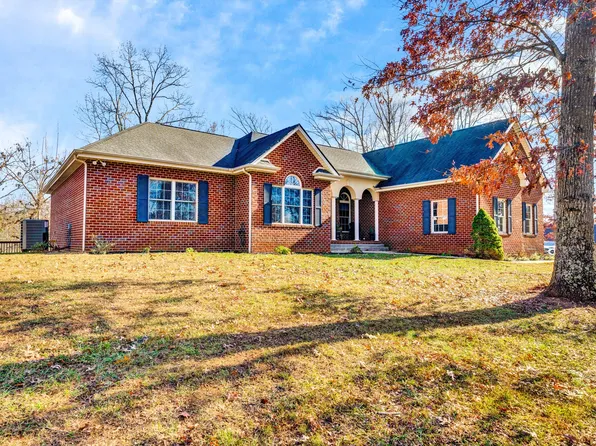 1170 Loggers Rd, Goodview, VA 24095