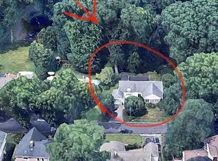 47 Lakeview Rd, New Rochelle, NY 10804