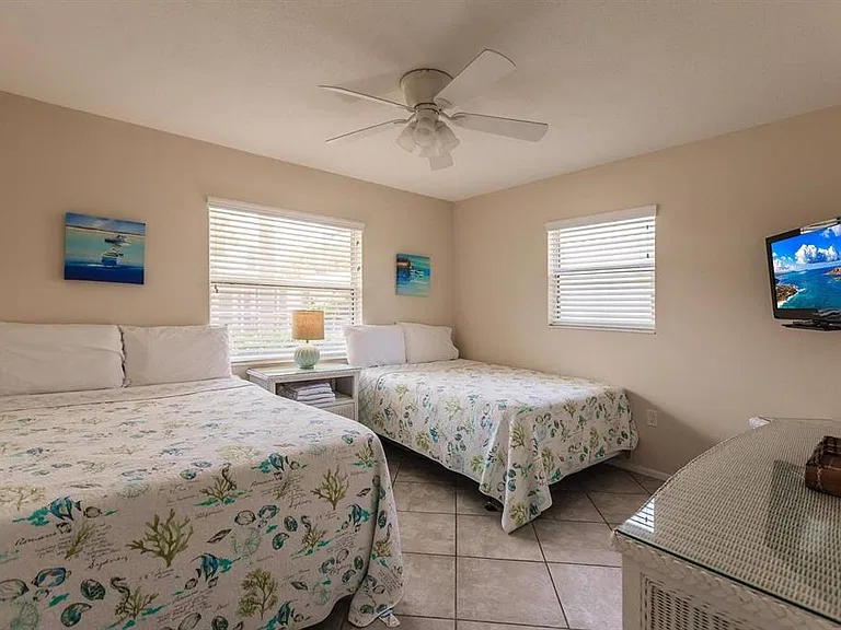 6020 Midnight Pass Rd #61 — Photo 12