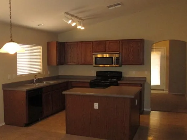 126 S 220th Dr — Photo 2