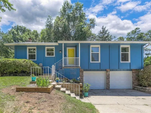 1921 SW 4th St, Lees Summit, MO 64081