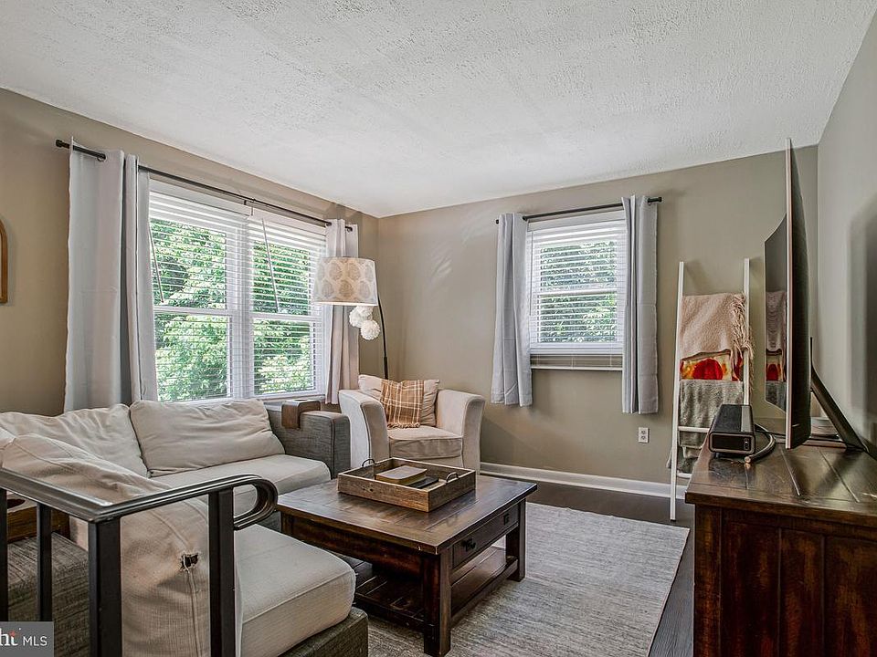 1st image of 2811 Glasgow Way