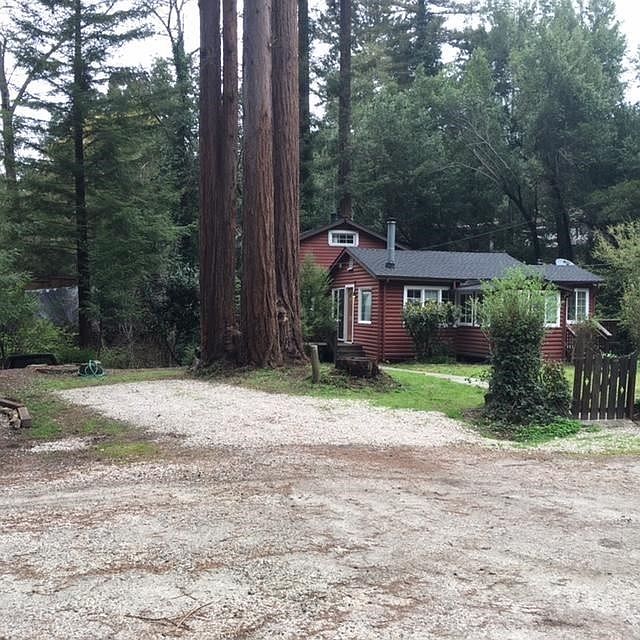 1st image of 140 Oak Way