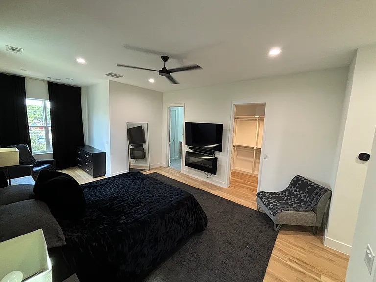 5621 Winton St — Photo 12