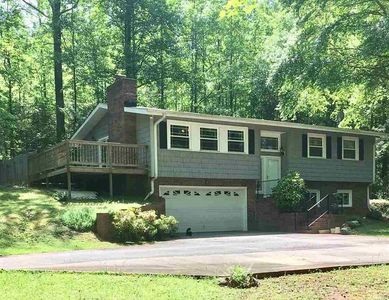 102 Poplar Ter, Six Mile, SC, 29682
