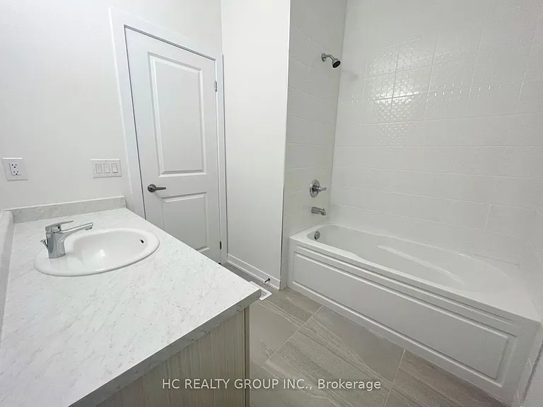 38 Harvey Bunker Cres — Photo 21