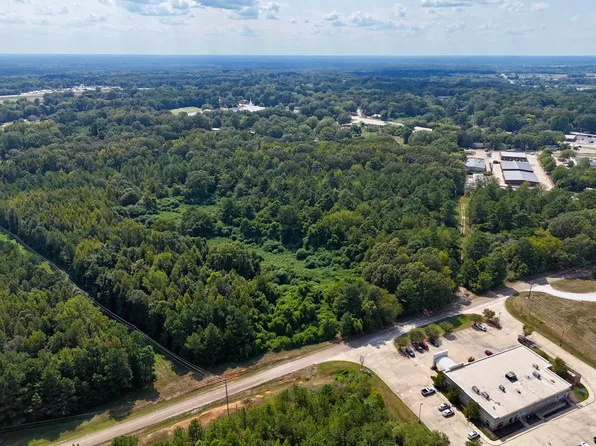 Denmill Rd, New Albany, MS 38652