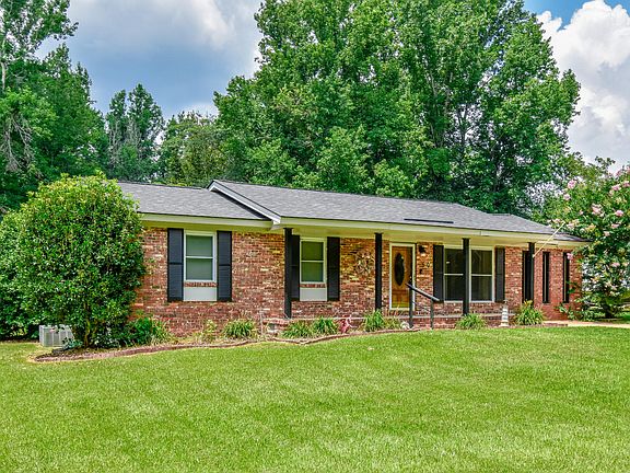 3rd image of 50 Montezuma Dr