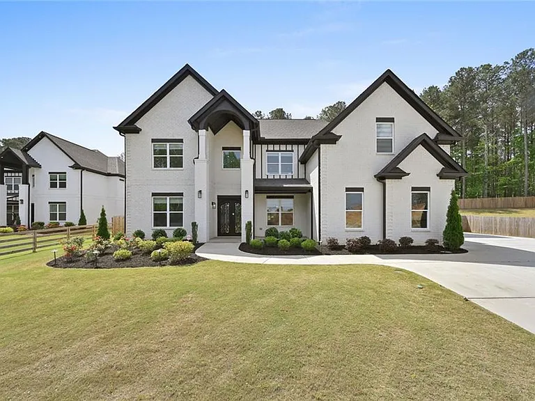 2694 Thompson Mill Rd — Photo 6