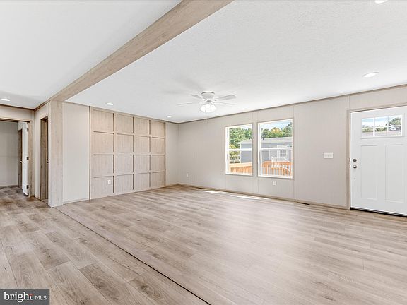 5th image of 23306 Lawrence Ln #57079
