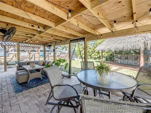 355 Donora Blvd, Fort Myers Beach, FL 33931