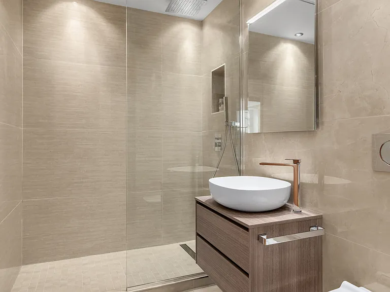 440 Kent Ave #22B — Photo 9