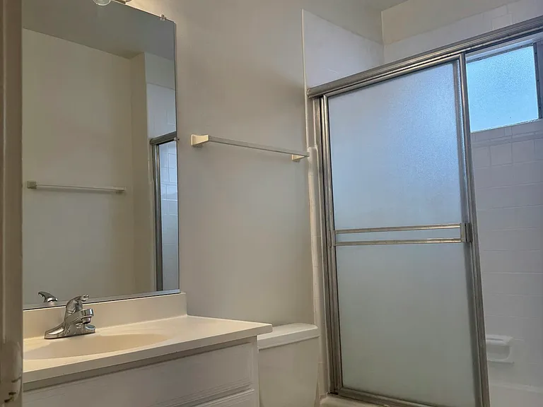 101 E Beacon St #I — Photo 14