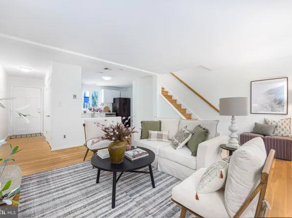 208 Guthrie Ave, Alexandria, VA 22305