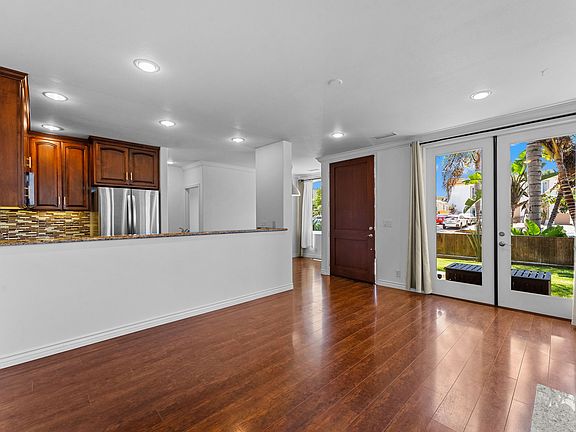 5th image of 4870 Santa Cruz Ave #1