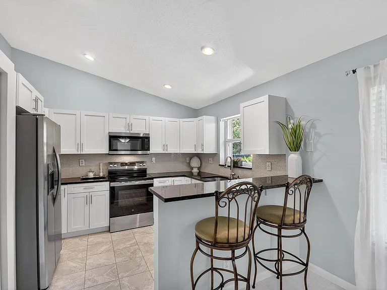 1080 Salmon Isle — Photo 27