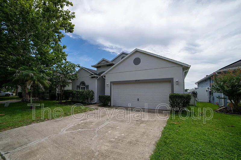 4 bed, 2.0 bath, 1470 sqft, $2,450 — Photo 2