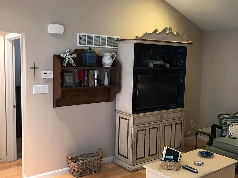 218 Countryshire Dr — Photo 4