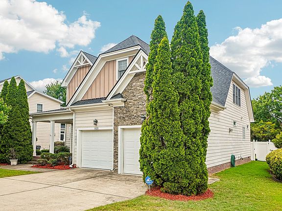 2nd image of 1025 Princeton View Ln