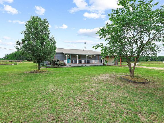 2nd image of 323 County Road 3804