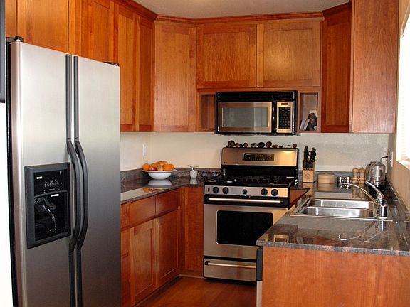 Granite S/S Kitchen