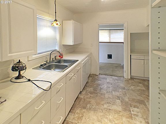 4th image of 1118 NE 45th St