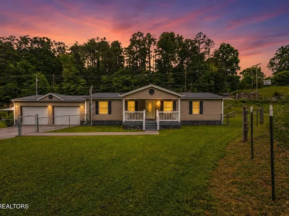 123 Sweat Ln, La Follette, TN 37766