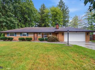 3140 Revere Dr, Saginaw, MI 48603