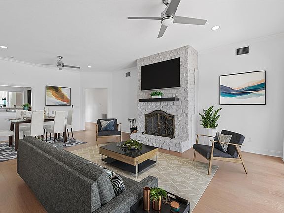 5th image of 411 Seawind